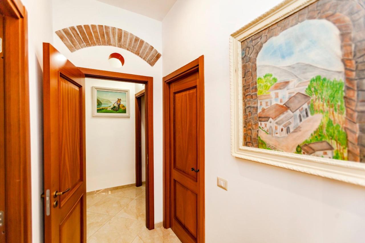 Stop Colosseo Appartement *